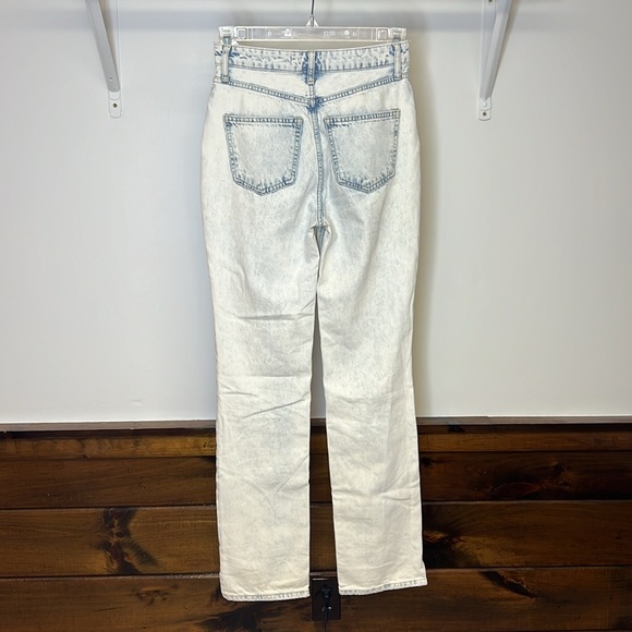 We The Free Light Wash Distressed Jeans- 2 - Picture 2 of 6